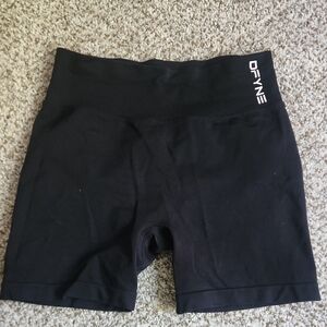 DFYNE High-waisted Dynamic Shorts